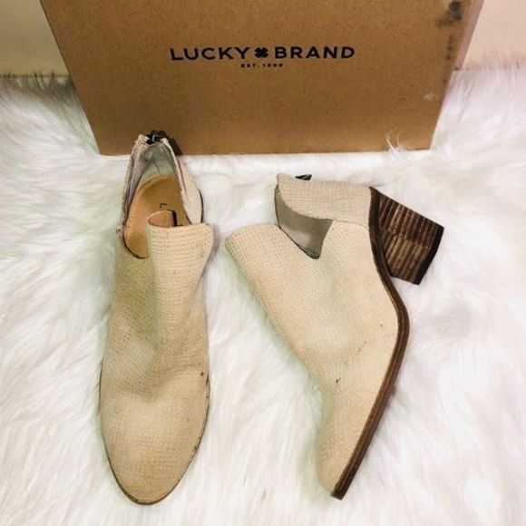 Lucky Brand Powe Suede Booties 6 - Picture 3 of 8